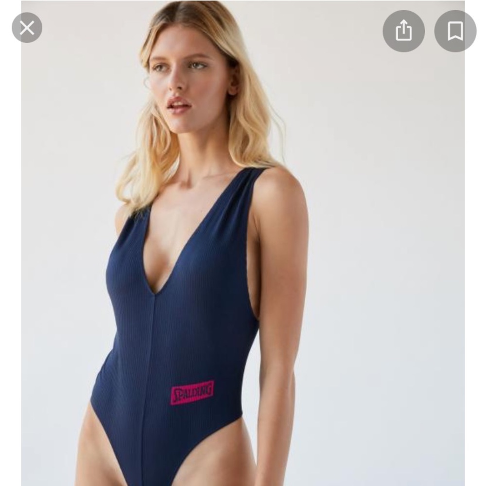 🤩 3 for $20 / Urban Outfitters Ribbed Navy Spalding Bodysuit
